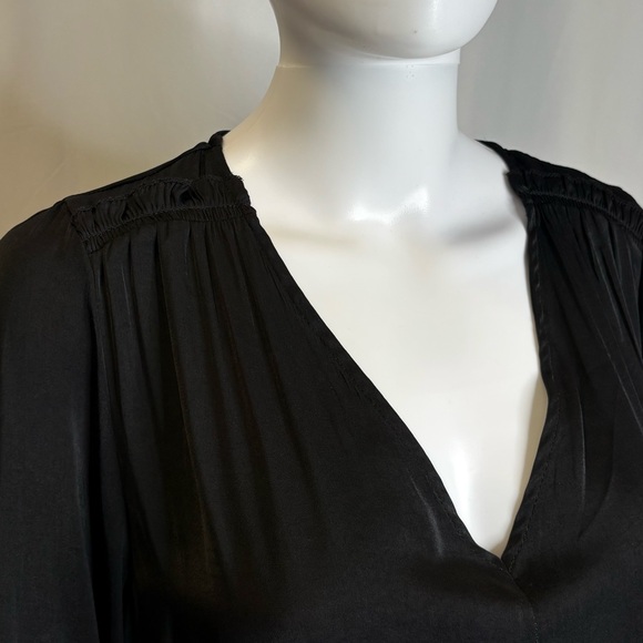 Philosophy Satin Pleated Smocked Blouse Size Large Black Long Balloon Sleeve Top - Picture 3 of 11
